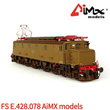 Load image into Gallery viewer, 【Pre-Order】AimX Models Locomotiva Elettrica FS E 428 078 Ansaldo cassa d&#39;origine - Deposito Milano Sm.to – H0 1/87 AX2001 Castano Isabella Era IIIb-IVa
